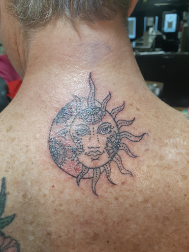 Tattoo Shop «A Part of U», reviews and photos, 184 S Fair Ave, Hamilton, OH 45011, USA