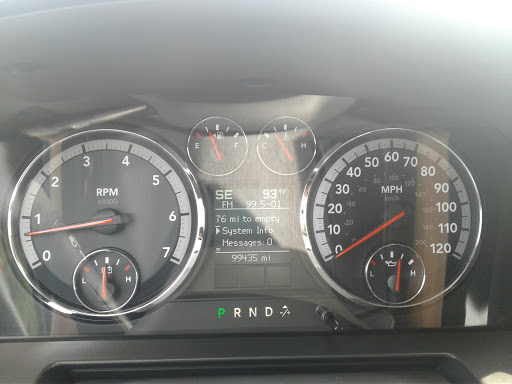 Car Dealer «Yaklin Chrysler Dodge Jeep RAM», reviews and photos, 1550 W Kingsbury St, Seguin, TX 78155, USA