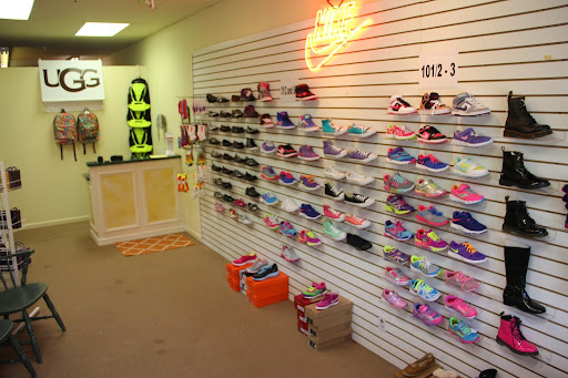 Shoe Store «Ped-Agree Kids Shoes», reviews and photos, 637 Wyckoff Ave, Wyckoff, NJ 07481, USA