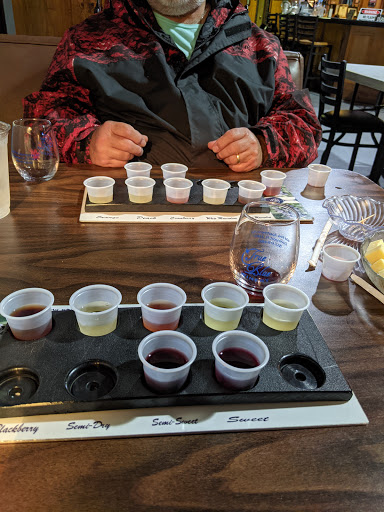 Winery «True Blue Winery», reviews and photos, 604 Pink Apartment Rd, Davenport, FL 33837, USA