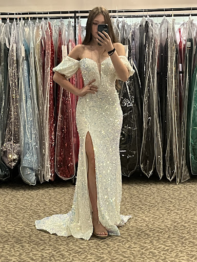 Bridal Shop «The White Room Lebanon», reviews and photos, 1001 Murfreesboro Rd, Lebanon, TN 37090, USA