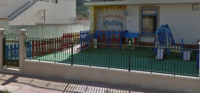 Escola Infantil Cativos Muros Agra de Serres, 31, 15259 Serres, A Coruña, España