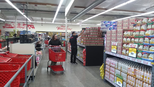 Grocery Store «Grocery Outlet Bargain Market», reviews and photos, 16261 US-101 #17, Brookings, OR 97415, USA