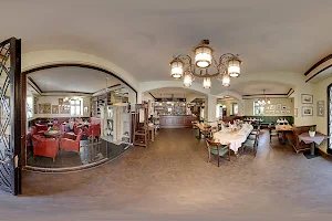 Restaurant Burghof image