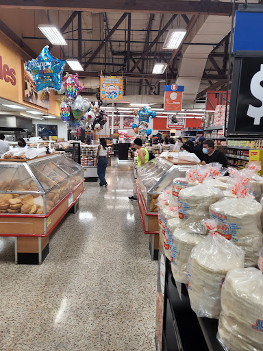 Grocery Store «El Super», reviews and photos, 5646 Whittier Blvd, Commerce, CA 90022, USA
