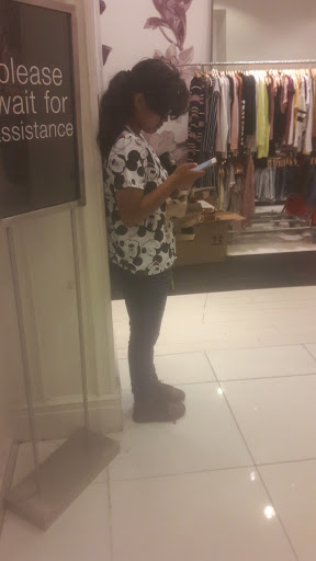 Clothing Store «F21 XXI», reviews and photos, 2800 N Main St #201, Santa Ana, CA 92705, USA