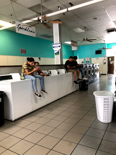 Laundromat «Sparklean Laundry Riverside», reviews and photos, 3911 Chicago Ave, Riverside, CA 92507, USA