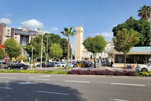 Petah Tikva City Hall image
