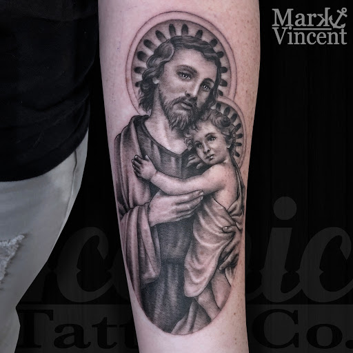 Explore feminine tattoo ideas, creative tattoo ideas in Downingtown, available at Iconic Tattoo Co