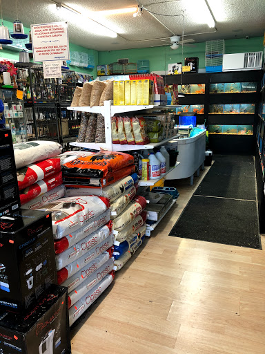 Pet Supply Store «Neighborhood Pet Shop», reviews and photos, 574 Hialeah Dr, Hialeah, FL 33010, USA