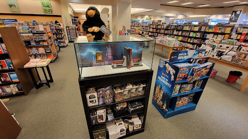 Book Store «Barnes & Noble», reviews and photos, 330 E 1300 S, Orem, UT 84058, USA