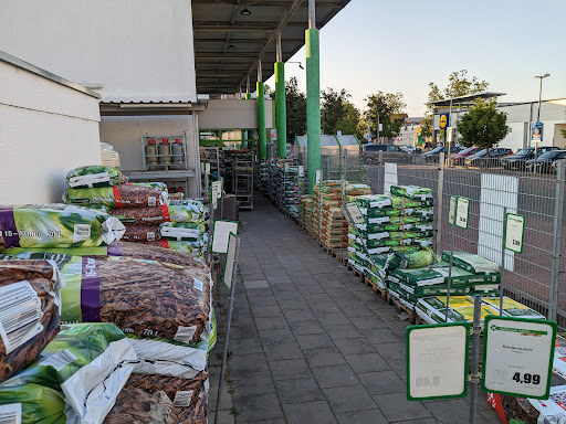 Raiffeisen-Markt Haßloch unter Haßloch, 