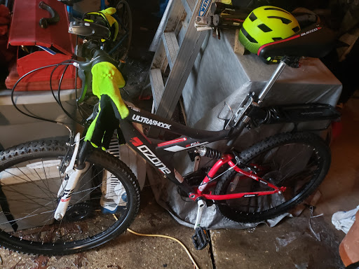 Bicycle Store «Bike Barn - Champions», reviews and photos, 6935 Cypresswood Dr Ste D, Spring, TX 77379, USA