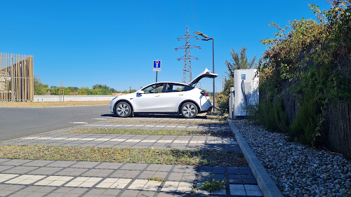 has.to.be Charging Station à Blanquefort