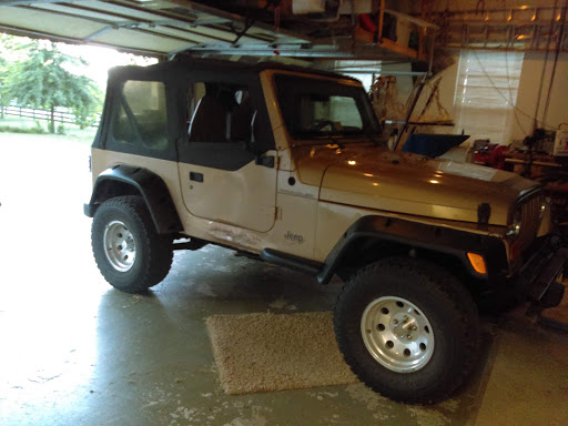 Car Detailing Service «Auto Advantage Of Va Inc», reviews and photos, 222 S King St, Leesburg, VA 20175, USA