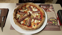 Pizza du Restaurant Mam'Zelle Pizza Trois Mares à Le Tampon - n°15