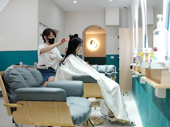 Smile & Y Hair Salon