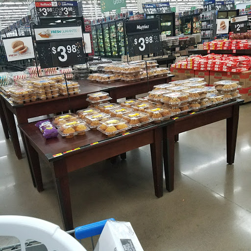 Department Store «Walmart Supercenter», reviews and photos, 8331 S Stewart Ave, Chicago, IL 60620, USA