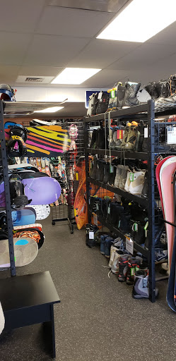 Sporting Goods Store «Play It Again Sports - Lakewood, CO», reviews and photos, 13057 W Alameda Pkwy, Lakewood, CO 80228, USA