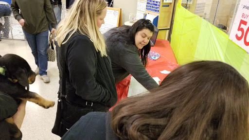 Pet Supply Store «PetSmart», reviews and photos, 3995 Welsh Rd, Willow Grove, PA 19090, USA