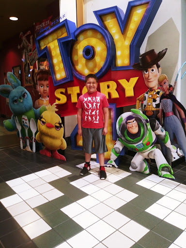 Movie Theater «Regal Cinemas Spokane Valley 12», reviews and photos, 14760 E Indiana Ave, Spokane, WA 99216, USA