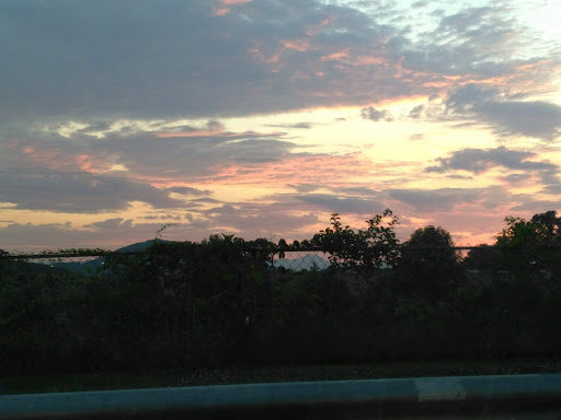 Shopping Mall «Highlands Square Shopping Center», reviews and photos, 250 Highlands Square Dr, Hendersonville, NC 28792, USA