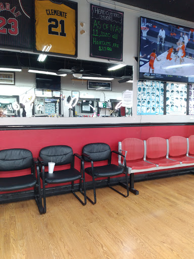 Barber Shop «HeadCutters Barber Shop», reviews and photos, 6101 S Orange Ave, Pine Castle, FL 32809, USA