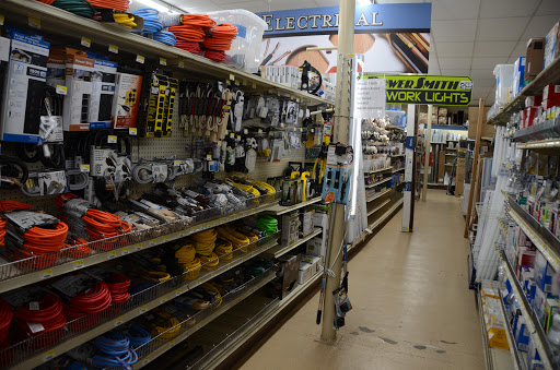 Hardware Store «Benton Hardware», reviews and photos, 411 E 12th St, Benton, KY 42025, USA