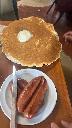 Grizzly Manor Cafe