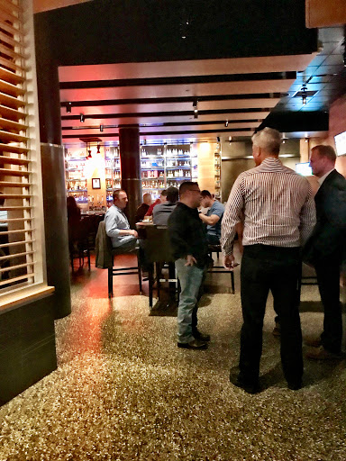 Seafood Restaurant «Devon Seafood + Steak», reviews and photos, 27 W Chocolate Ave, Hershey, PA 17033, USA