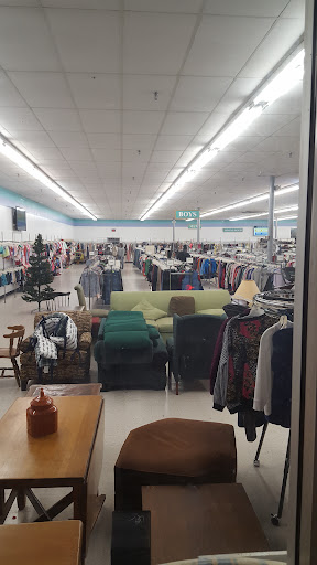 Thrift Store «Value Village Thrift Store», reviews and photos, 4451 Central Ave, Charlotte, NC 28205, USA