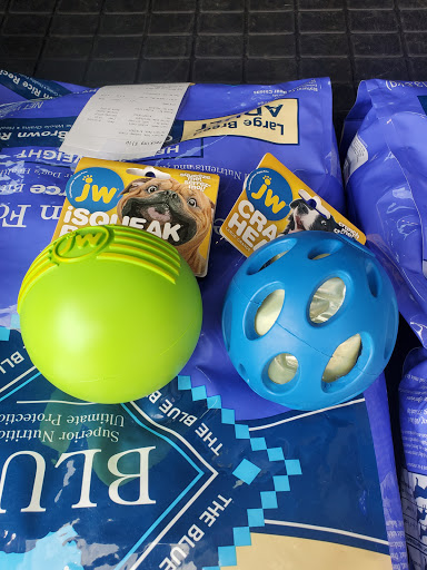 Pet Supply Store «Pet Supplies Plus», reviews and photos, 61 Irving Park Rd, Streamwood, IL 60107, USA