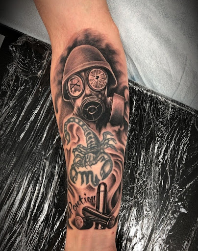 Tattoo Shop «Tattoo Galaxy~Willow Grove Piercing & Tattoos», reviews and photos, 50 York Rd, Willow Grove, PA 19090, USA