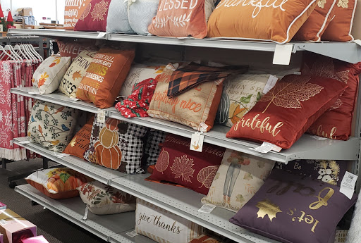 Clothing Store «Burlington Coat Factory», reviews and photos, 441 Western Ave, South Portland, ME 04106, USA