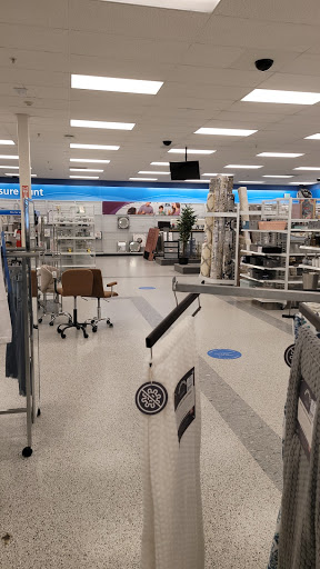 Clothing Store «Ross Dress for Less», reviews and photos, 4102 S Meridian, Puyallup, WA 98373, USA