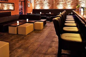 Il Sorriso Cocktail Lounge Bar image