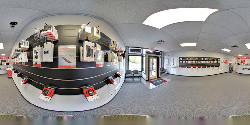 Cell Phone Store «GoWireless Verizon Authorized Retailer», reviews and photos, 2507 E Main St, Bexley, OH 43209, USA