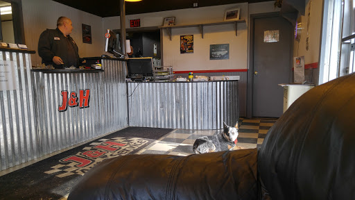 Auto Repair Shop «J & H Auto Repair», reviews and photos, 1110 Lilly Rd NE, Olympia, WA 98506, USA