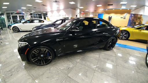 BMW Dealer «BMW of Oyster Bay», reviews and photos, 145 Pine Hollow Rd, Oyster Bay, NY 11771, USA