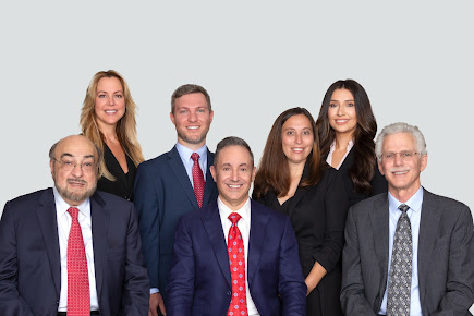 استشاريون في جراحة تجميل الوجه - St Clair Shores - Consultants in Ophthalmic Facial Plastic Surgery - St Clair Shores