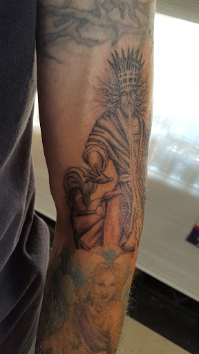 Delerium Ink, 1407 Lake St S, Forest Lake, MN 55025, USA, 