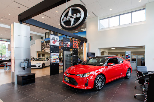 Toyota Dealer «Folsom Lake Toyota», reviews and photos, 12747 Folsom Blvd, Folsom, CA 95630, USA