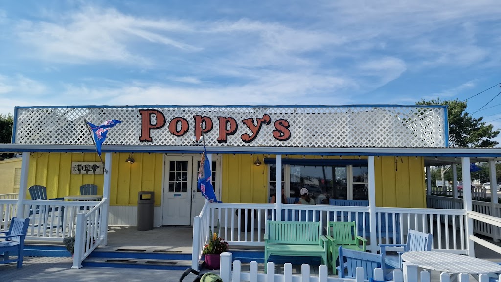 Poppy's Ice Cream Parlour 08006