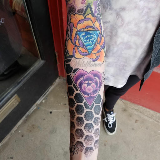 Tattoo Shop «Moth Studio», reviews and photos, 428 W Commercial St, Springfield, MO 65803, USA