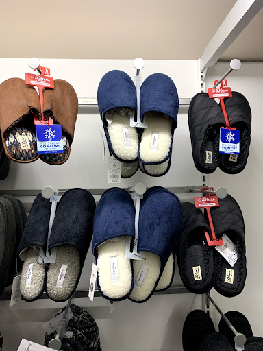 Department Store «Target», reviews and photos, 1717 Olentangy River Rd, Columbus, OH 43212, USA