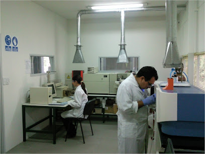 Laboratorio de Química Analítica para Investigación y Desarrollo (QUIANID)