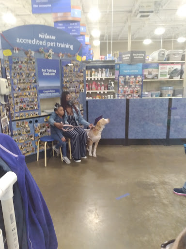 Pet Supply Store «PetSmart», reviews and photos, 1421 Carl D Silver Parkway, Fredericksburg, VA 22401, USA