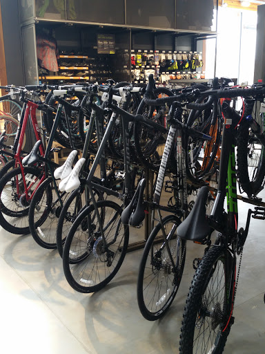 Camping Store «REI», reviews and photos, 5901 Mills Civic Pkwy, West Des Moines, IA 50266, USA