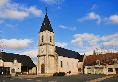 Église Saint-Jean-Baptiste à Luant