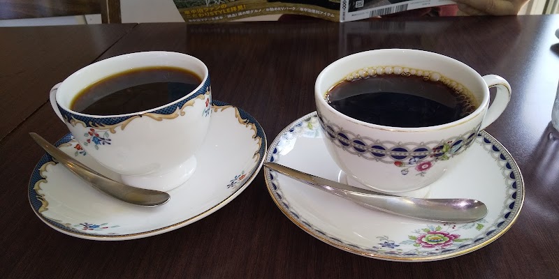 カフェ・喫茶リリック
